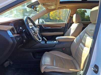 2019 Cadillac XT5 Platinum AWD