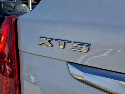 2019 Cadillac XT5 Platinum AWD