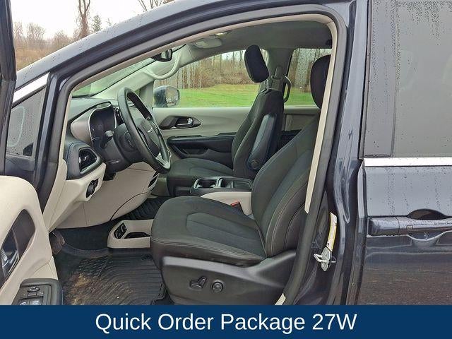 2021 Chrysler Pacifica Touring AWD