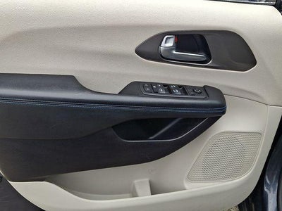 2021 Chrysler Pacifica Touring AWD