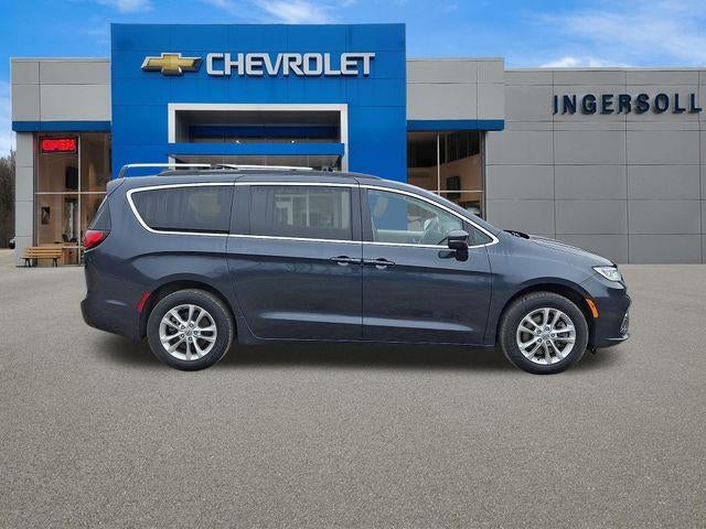 2021 Chrysler Pacifica Touring AWD
