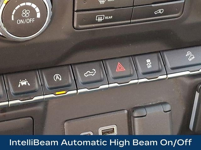 2022 Chevrolet Silverado 1500 Custom Trail Boss