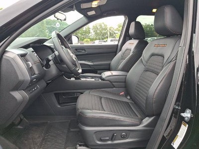 2025 Nissan Pathfinder Rock Creek 4WD