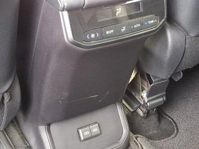 2024 Toyota Highlander Hybrid XLE