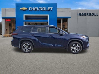 2024 Toyota Highlander Hybrid XLE