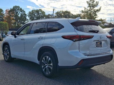 2025 Toyota Highlander Hybrid XLE