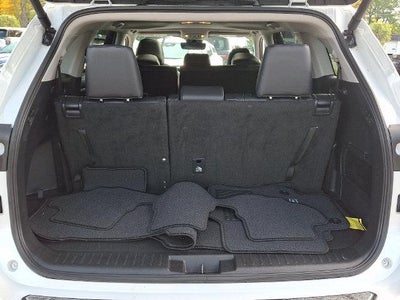 2025 Toyota Highlander Hybrid XLE