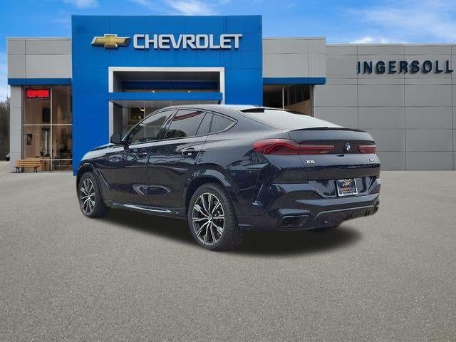 2022 BMW X6 M50i