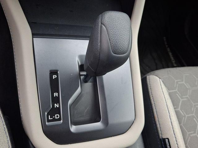 2025 Subaru Forester Base