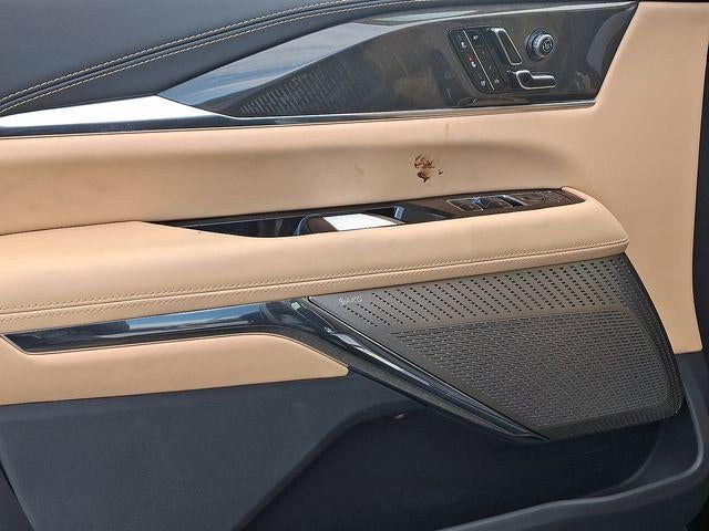 2025 Cadillac ESCALADE IQ Luxury 2