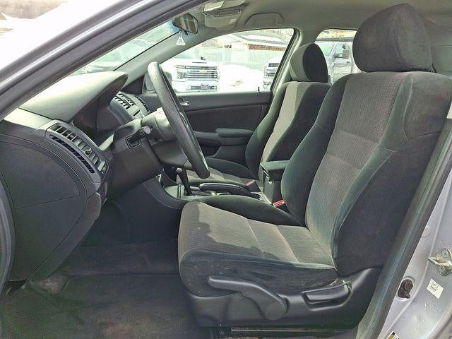 2004 Honda Accord Sdn LX