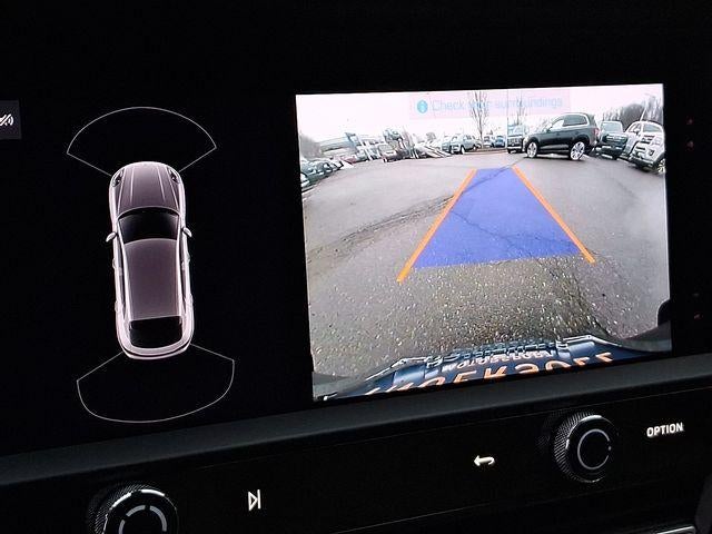 2022 Porsche Macan Base