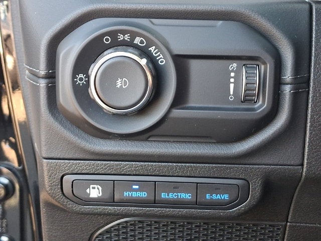 2024 Jeep Wrangler 4xe Sahara 4xe