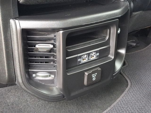 2023 RAM 1500 Laramie Crew Cab 4x4 5'7" Box