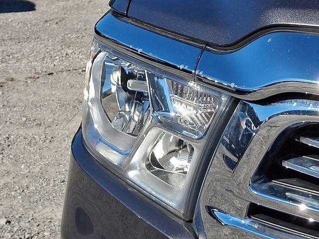 2023 RAM 1500 Laramie Crew Cab 4x4 5'7" Box