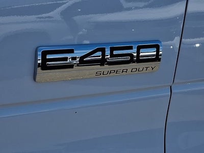 2024 Ford E-Series Cutaway E-450 DRW 158" WB