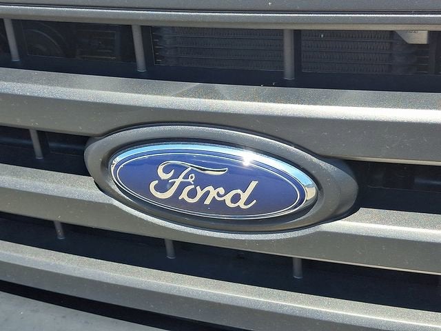 2024 Ford E-Series Cutaway E-450 DRW 158" WB