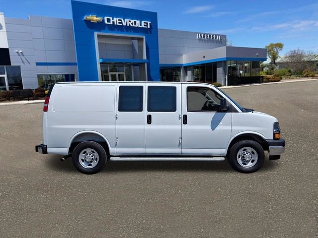 2024 Chevrolet Express Cargo 2500 WT
