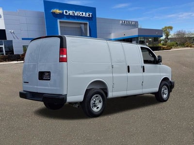 2025 Chevrolet Express Cargo WT
