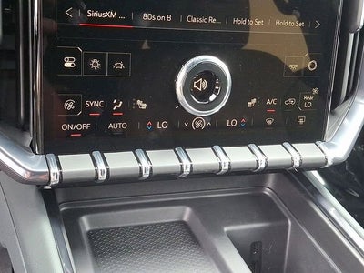2025 GMC Acadia AT4