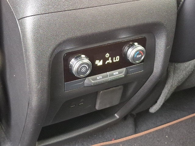 2025 GMC Acadia AT4