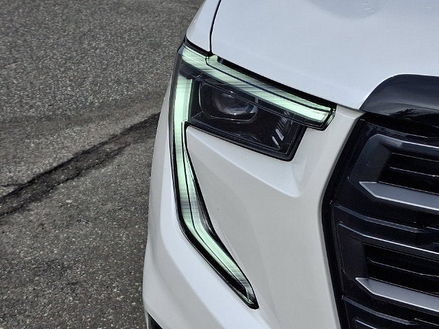 2025 GMC Acadia AT4