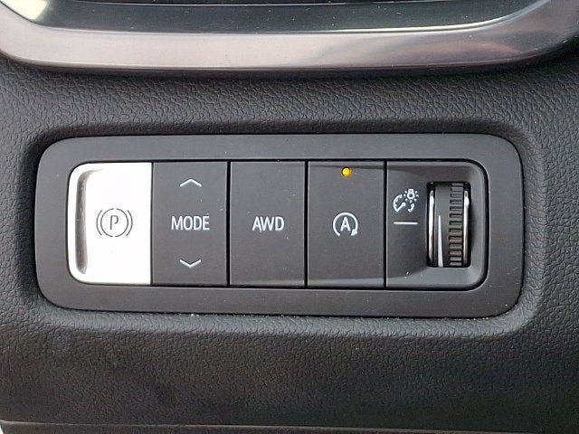 2025 GMC Acadia AT4