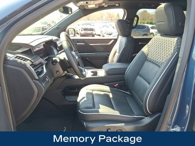 2025 GMC Acadia Denali