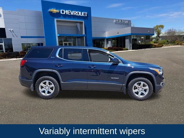 2017 GMC Acadia SLE