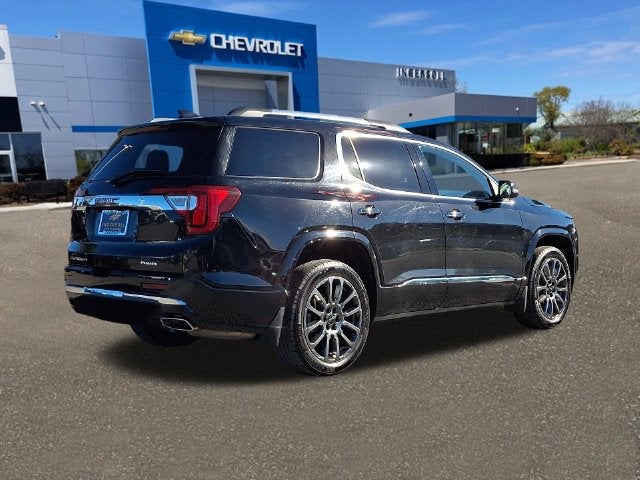 2023 GMC Acadia Denali