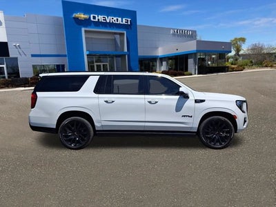2023 GMC Yukon XL AT4