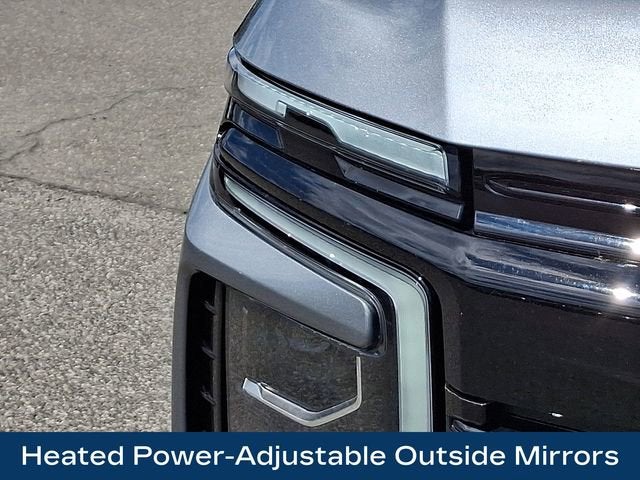 2025 Chevrolet Suburban RST