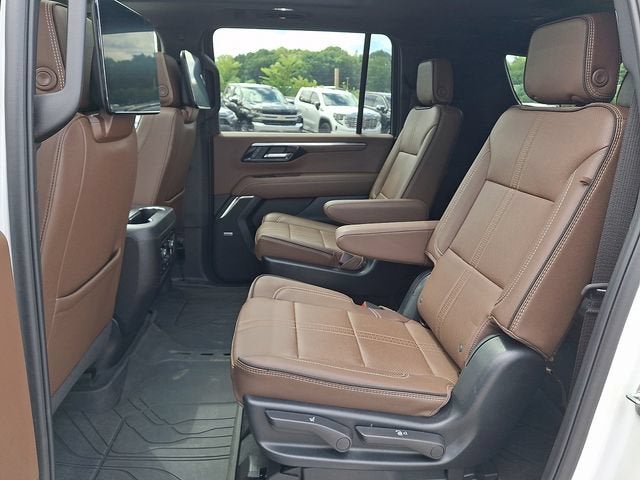 2025 Chevrolet Suburban High Country