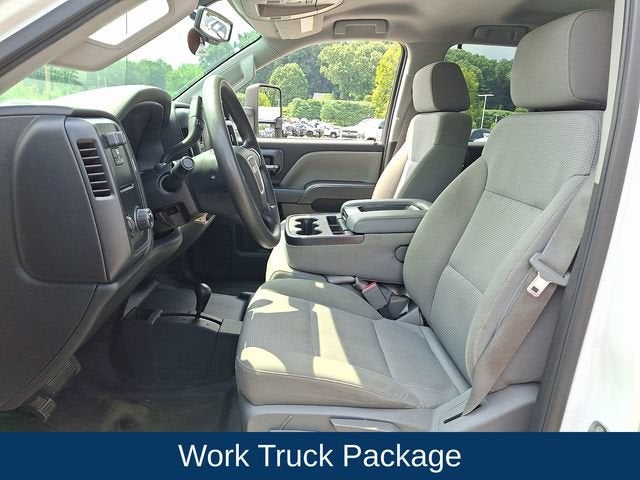 2015 GMC Sierra 2500 HD Pickup 4D 6 1/2 ft