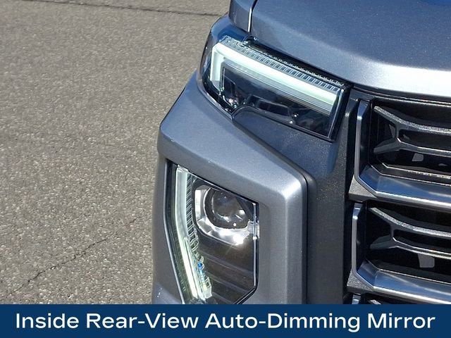 2025 GMC Canyon AT4