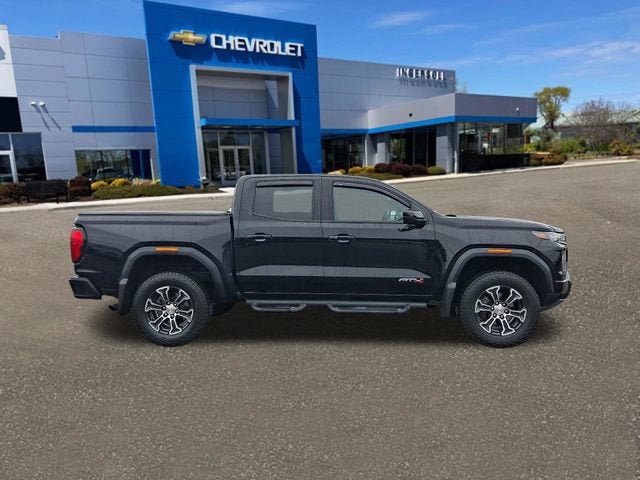 2024 GMC Canyon AT4