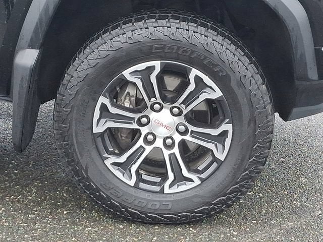 2024 GMC Canyon AT4