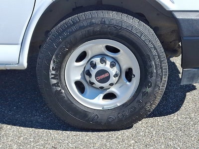 2020 GMC Savana Cargo 2500 RWD 2500 Regular Wheelbase Work Van