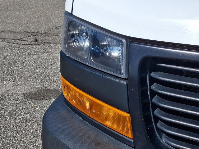 2020 GMC Savana Cargo 2500 RWD 2500 Regular Wheelbase Work Van