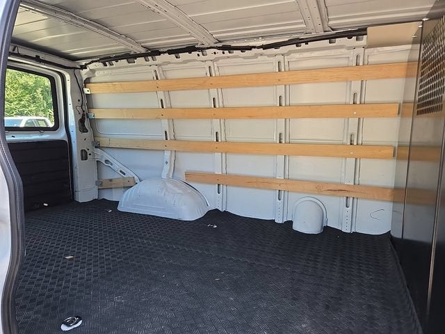 2024 GMC Savana Cargo 2500 Work Van