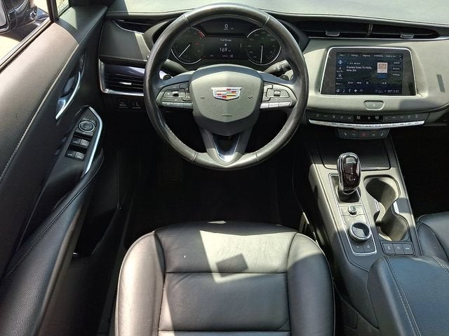 2023 Cadillac XT4 Luxury
