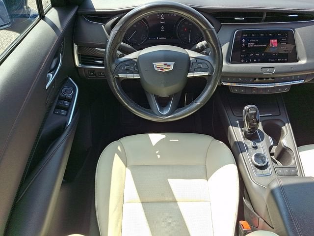 2021 Cadillac XT4 AWD Sport