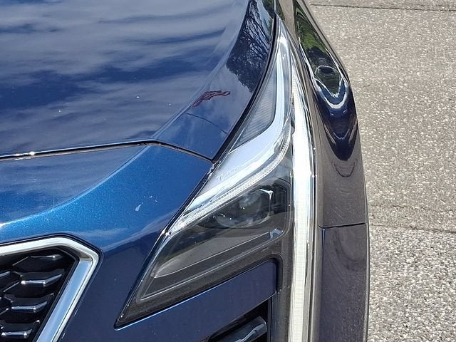2021 Cadillac XT4 AWD Sport