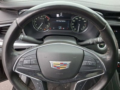 2022 Cadillac XT5 Premium Luxury