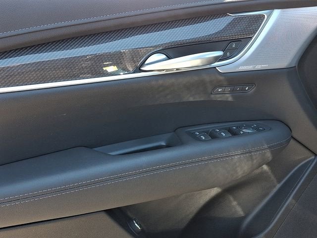 2025 Cadillac XT5 Sport