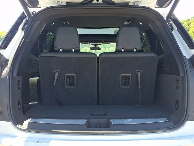 2025 Cadillac XT6 Luxury