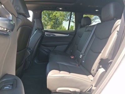 2025 Cadillac XT6 Luxury