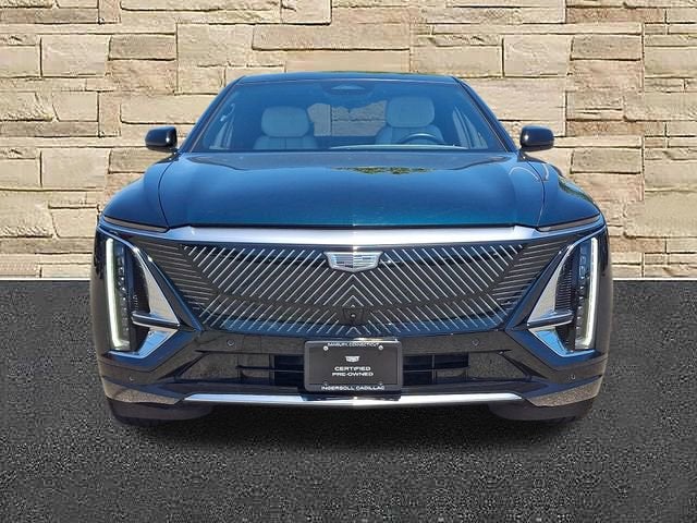 2024 Cadillac LYRIQ Luxury 1