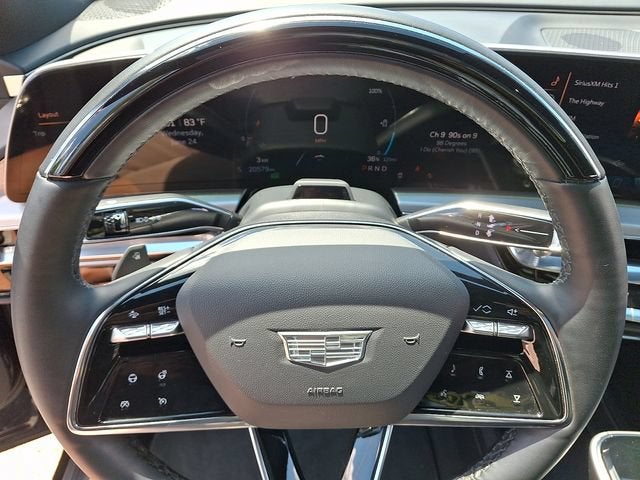2024 Cadillac LYRIQ Luxury 2