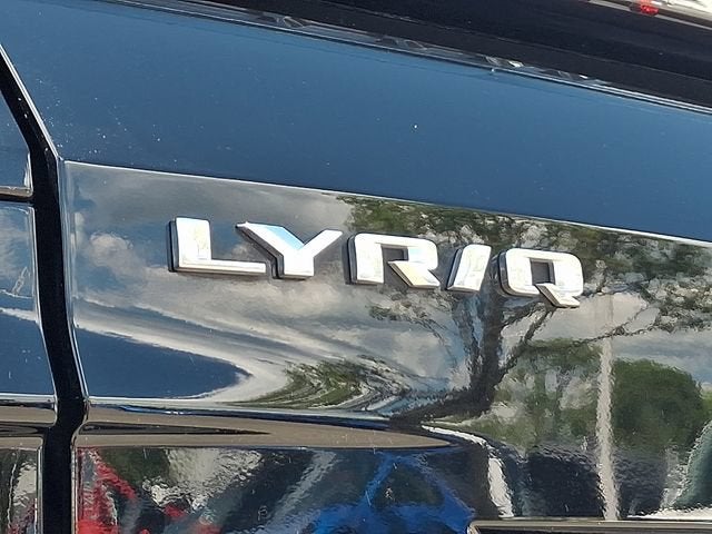 2024 Cadillac LYRIQ Luxury 2